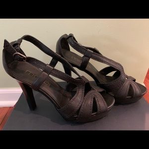Moda Spana Black Heels